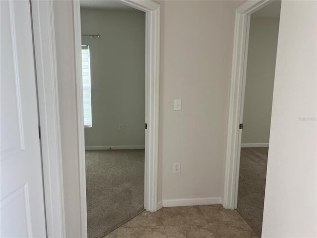 Building Photo - 1052 Kobuk St