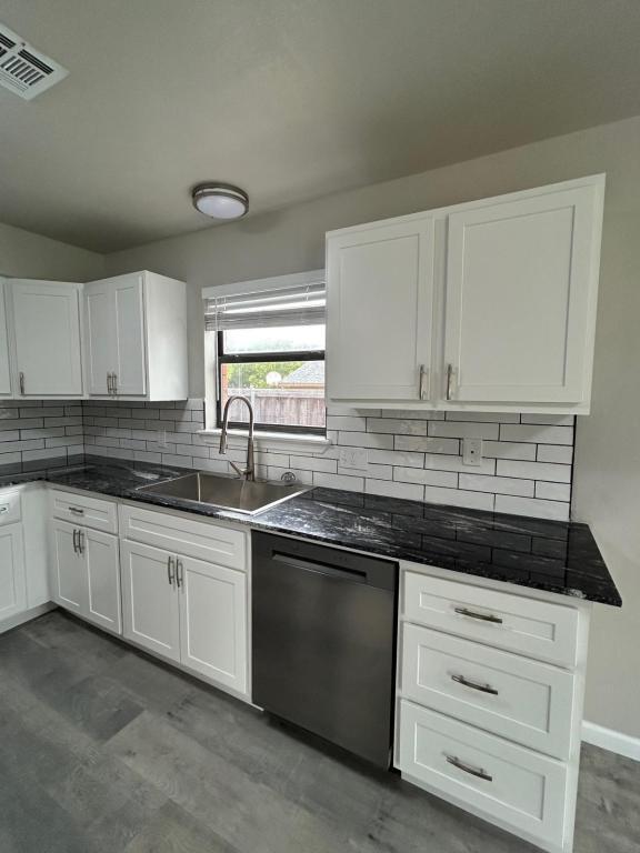 Foto del edificio - 2317 NE 35th St