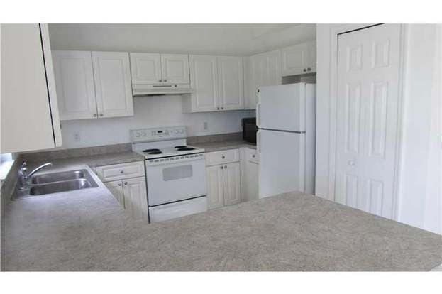 Building Photo - 7786 104th Ct