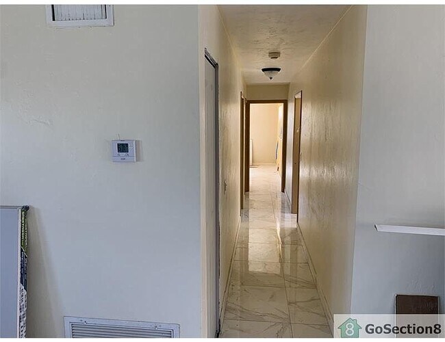 Foto del edificio - 801 Boynton Property