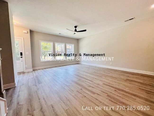 Building Photo - BRAND NEW TOWNHOME! 3BD/2.5BA