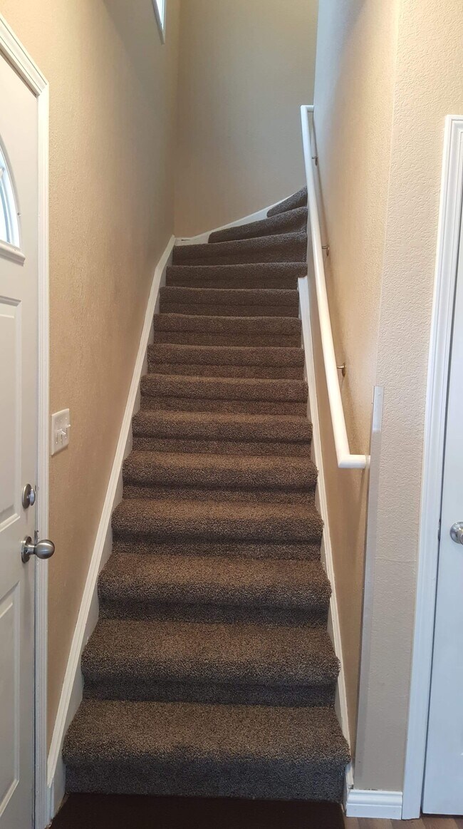 Foto del edificio - 1028 E 14th St