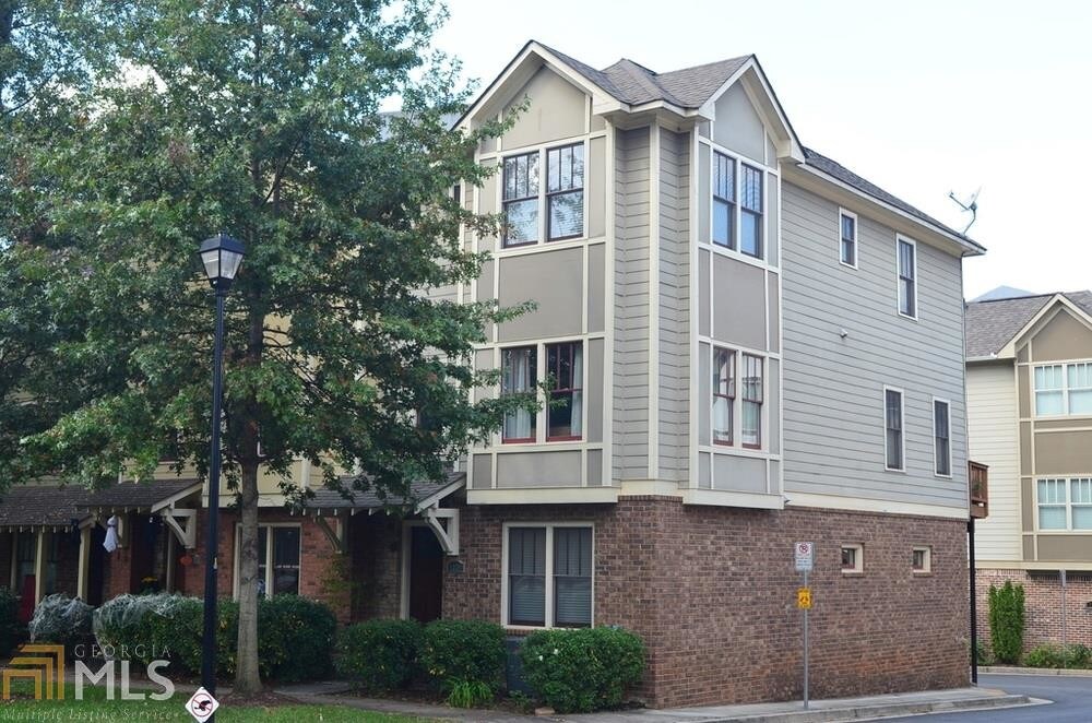 1339 Oakview Rd, Decatur, GA 30030 House for Rent in Decatur, GA