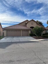 Building Photo - 373 Kenya Rd