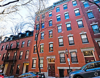 Building Photo - 42 Garden St