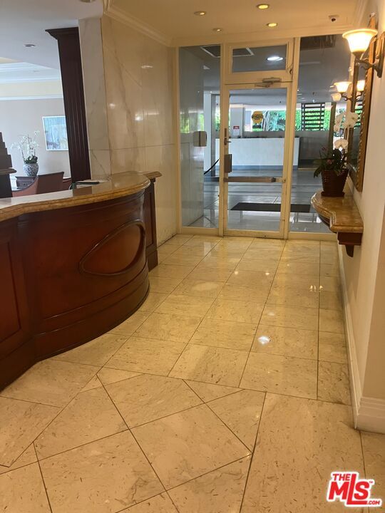 Foto del edificio - 969 Hilgard Ave