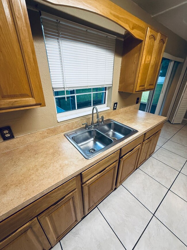 Foto del edificio - 3 BR / 1.5 BA HOME IN MELBOURNE