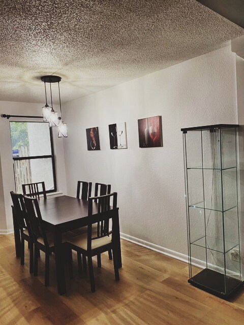 Foto del edificio - 742 Trekker St