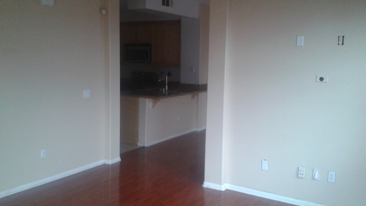 500 N Willowbrook Ave, Compton, CA 90220 Townhome Rentals in Compton
