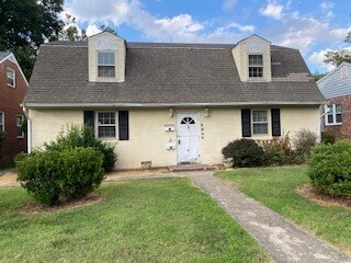 Frente de la casa - 3004 Douglasdale Rd