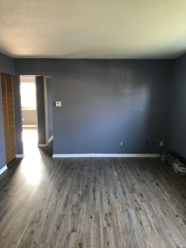 Foto del edificio - 1120 E 6th St