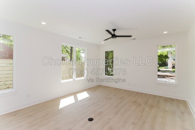 Foto del edificio - 422 Sylvania Ave