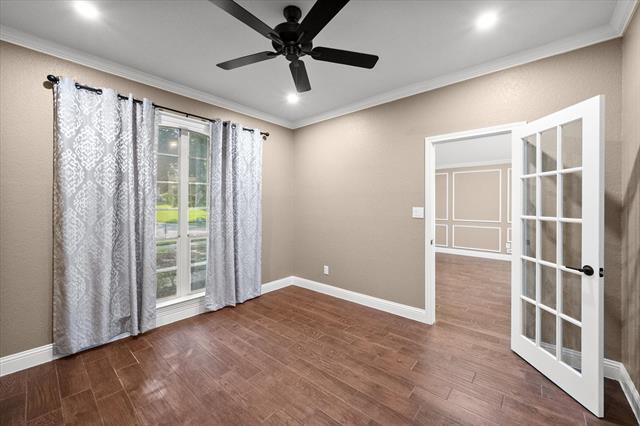 Foto del edificio - 2211 Welch Pl