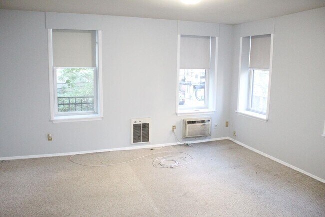 Foto del edificio - 100 Clinton St