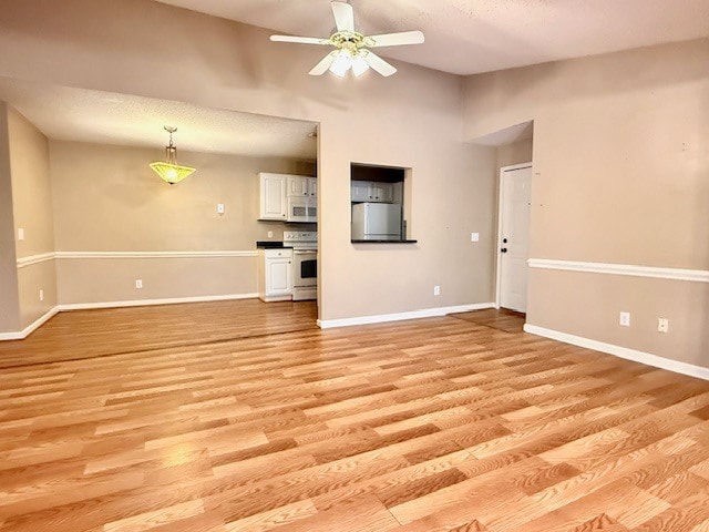 Foto del edificio - 533 3rd Loop Rd