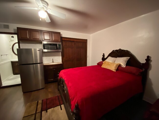 Foto del edificio - 214 Sheridan Ave