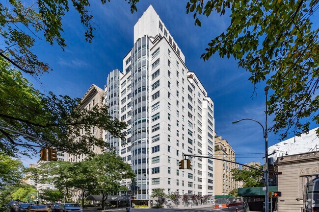 Fifth Avenue Apartments
