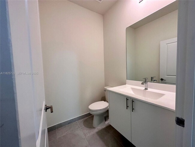 Foto del edificio - 8317 NW 45th St