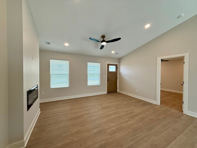 Foto del edificio - 765 N Kansas St