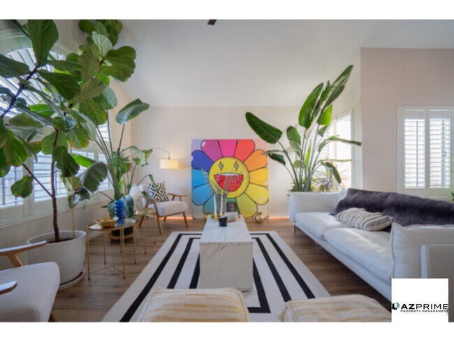Foto del edificio - Welcome To Your Private Oasis - A Stunning...