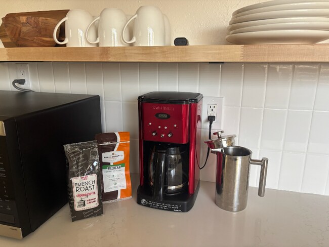 Foto del edificio - 1095 Calle Jazmin