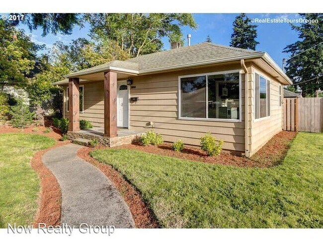 Building Photo - 2 br, 1 bath House - 10006 SE Yukon Street