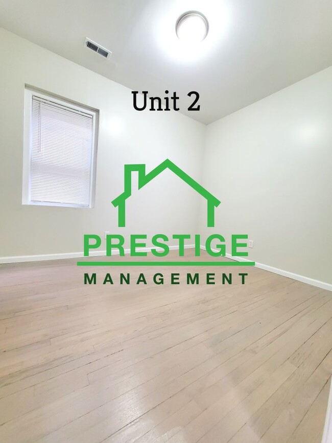 Building Photo - 3 Bedroom Apartment In East Chicago