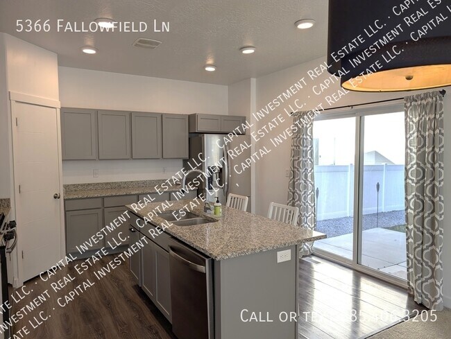 Foto del edificio - 5366 Fallowfield Ln