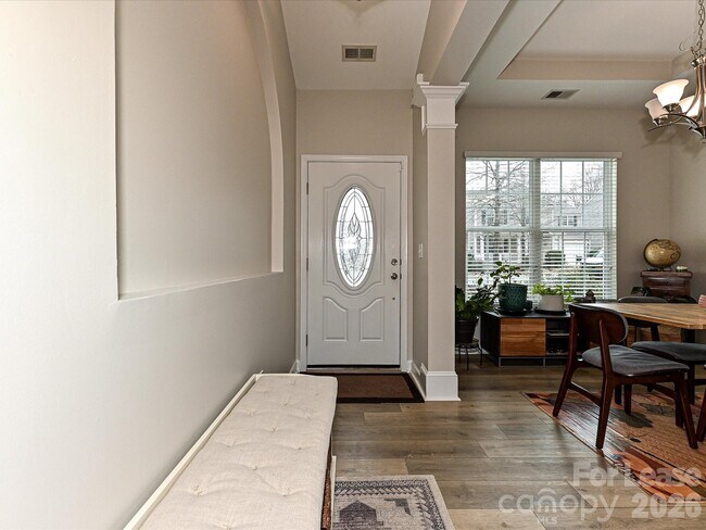 Foto del edificio - 17405 Caldwell Track Dr