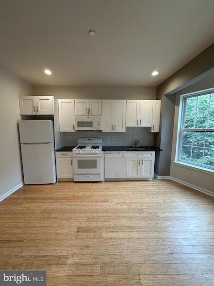 Foto del edificio - 1328 N 7th St