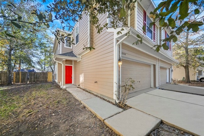 Building Photo - 12430 Cane River Ln