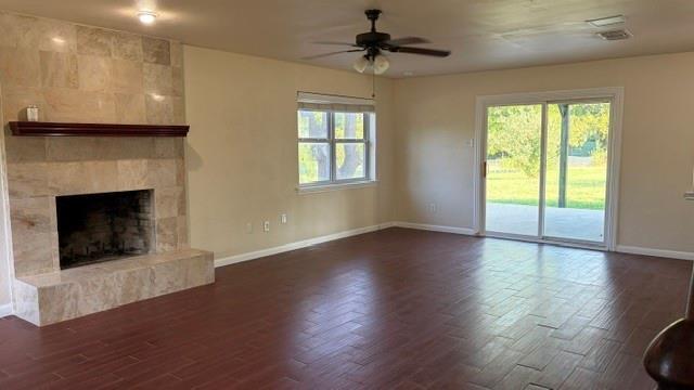 Building Photo - 13980 Red Wood Cir N