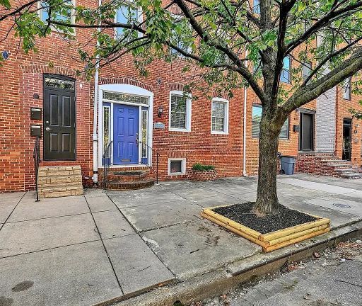 Puerta principal - 1005 S Kenwood Ave