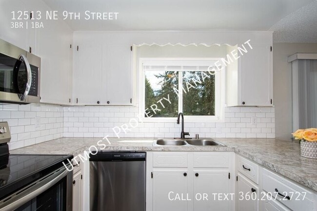 Building Photo - 12513 NE 9th St