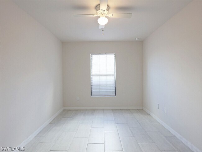 Building Photo - 828 Gleason Pkwy