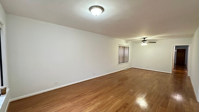 Foto del edificio - 2745 W Berwyn Ave