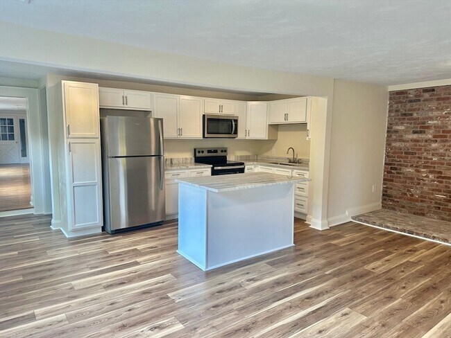 Foto del edificio - 786 Hemenway St