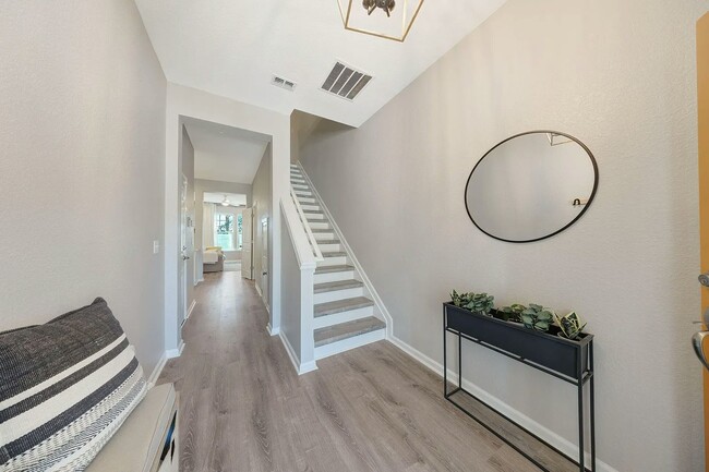 Foto del edificio - 233 Sand Oak Blvd