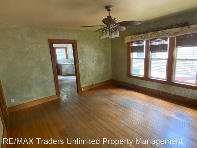 Foto del edificio - 3 br, 1 bath House - 2314 N Central Ave