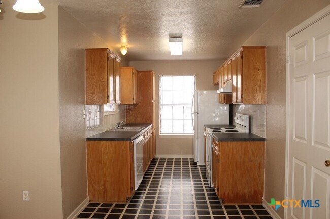 Foto del edificio - 3819 Oak Valley Dr