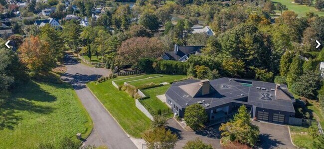 Photo - 5 Longview Rd House