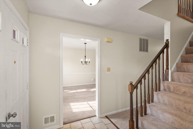 Building Photo - 13814 Leighfield St