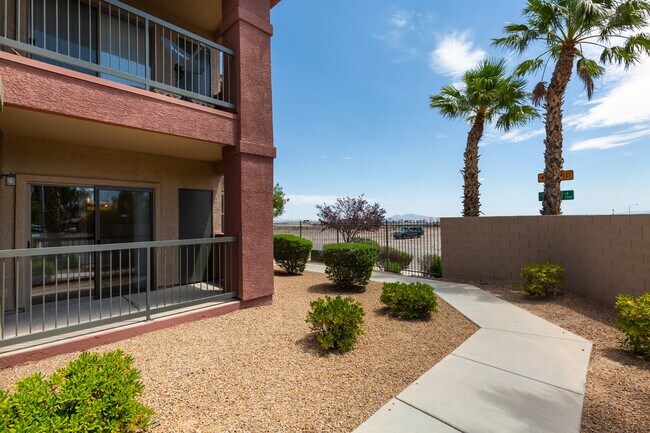 Building Photo - 8000 Badura Ave