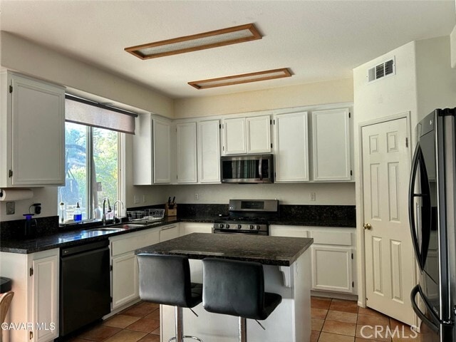 Building Photo - 40219 Peonza Ln