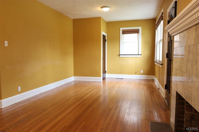 Foto del edificio - 6406 Woodbine Ct