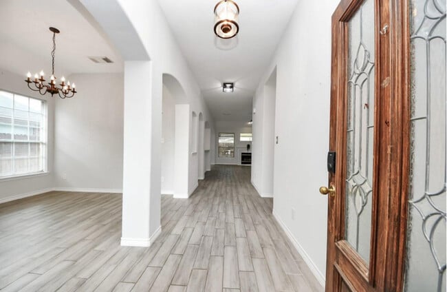 Building Photo - 11514 Mill Bridge Ct