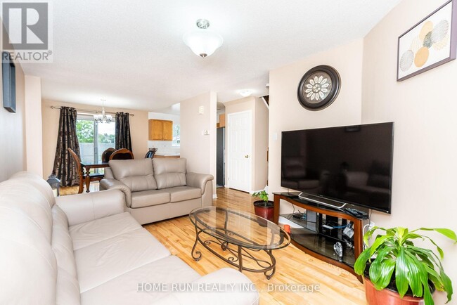 Photo du bâtiment - 1479 Lynx Crescent