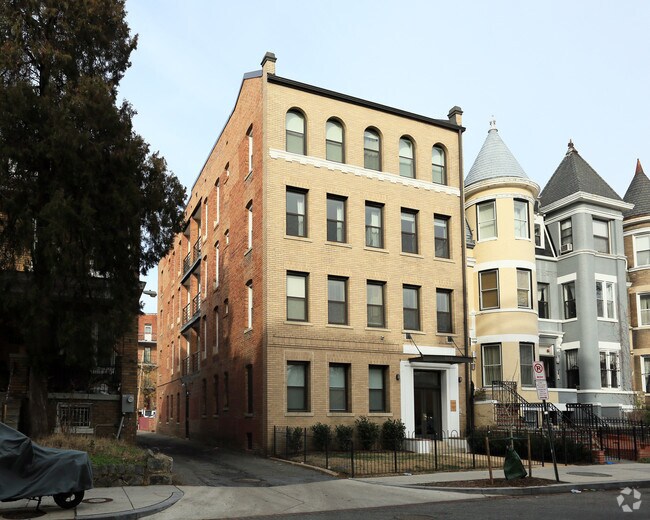 The Chelsea Condos Apartments Washington, DC