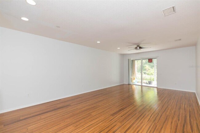 Building Photo - 18136 Nassau Point Dr