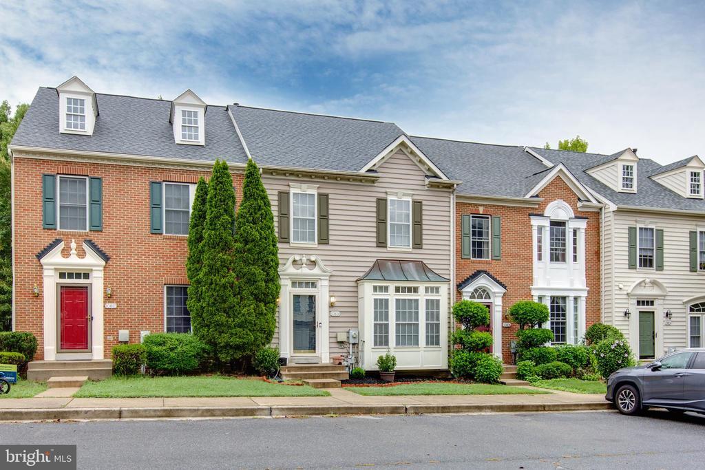 Foto principal - 10808 Wadsworth Rd